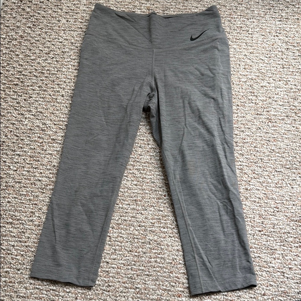 Nike Gray Cropped Leggings Athletic Wear